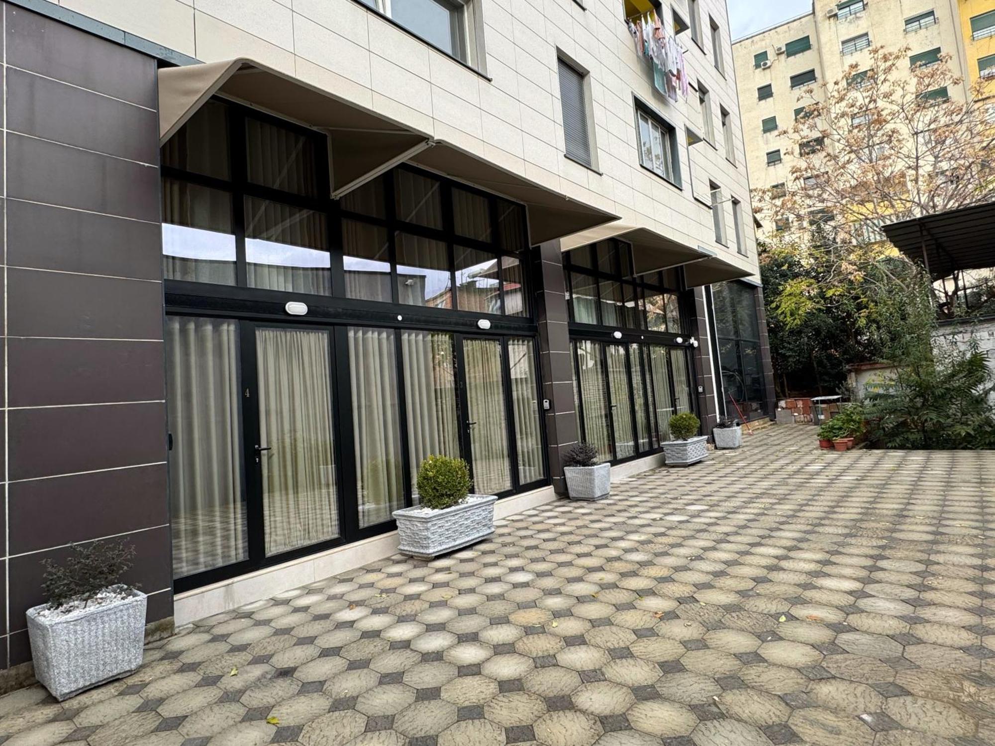 Essentia Apartment *