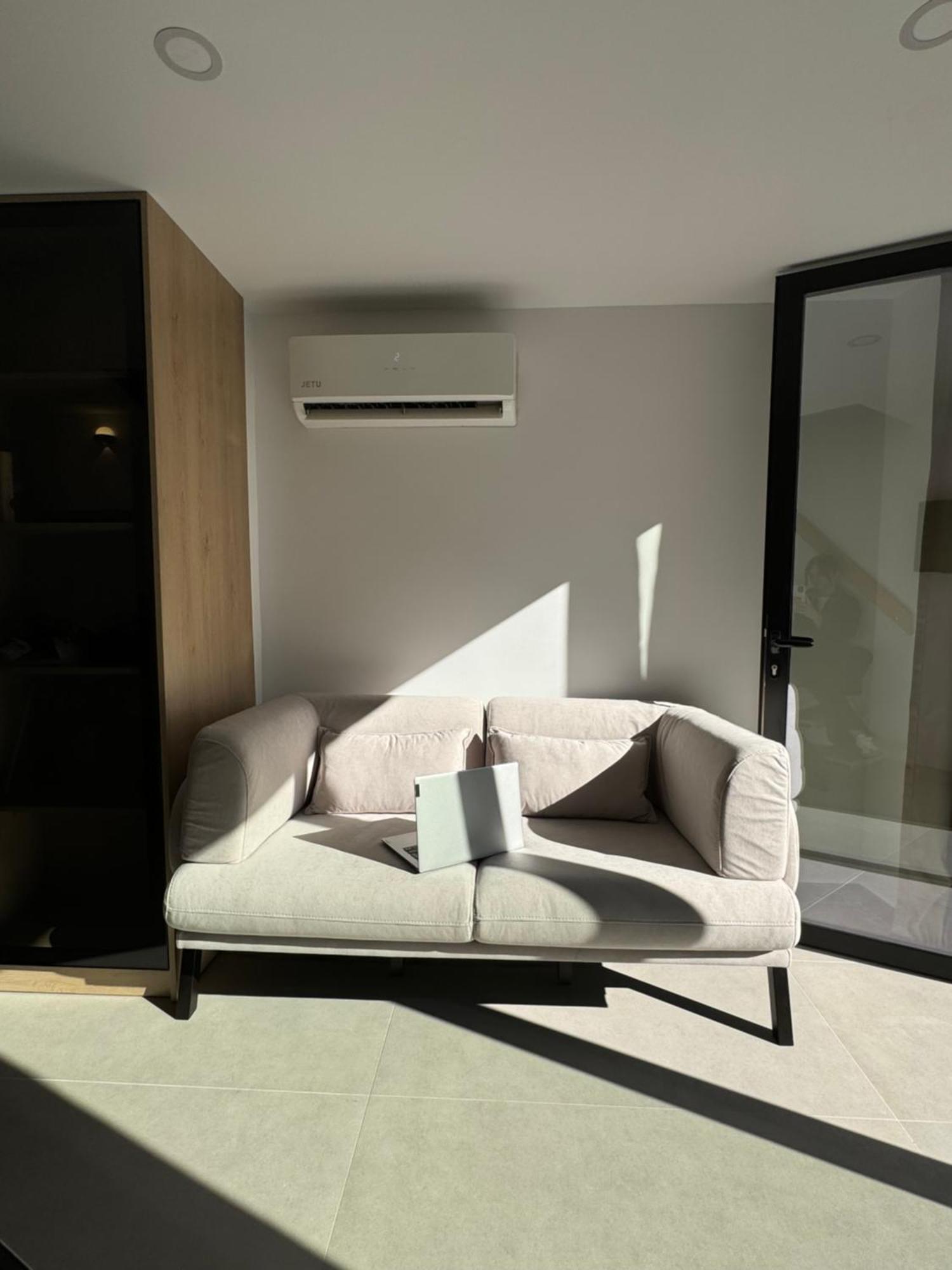 Apartment Essentia