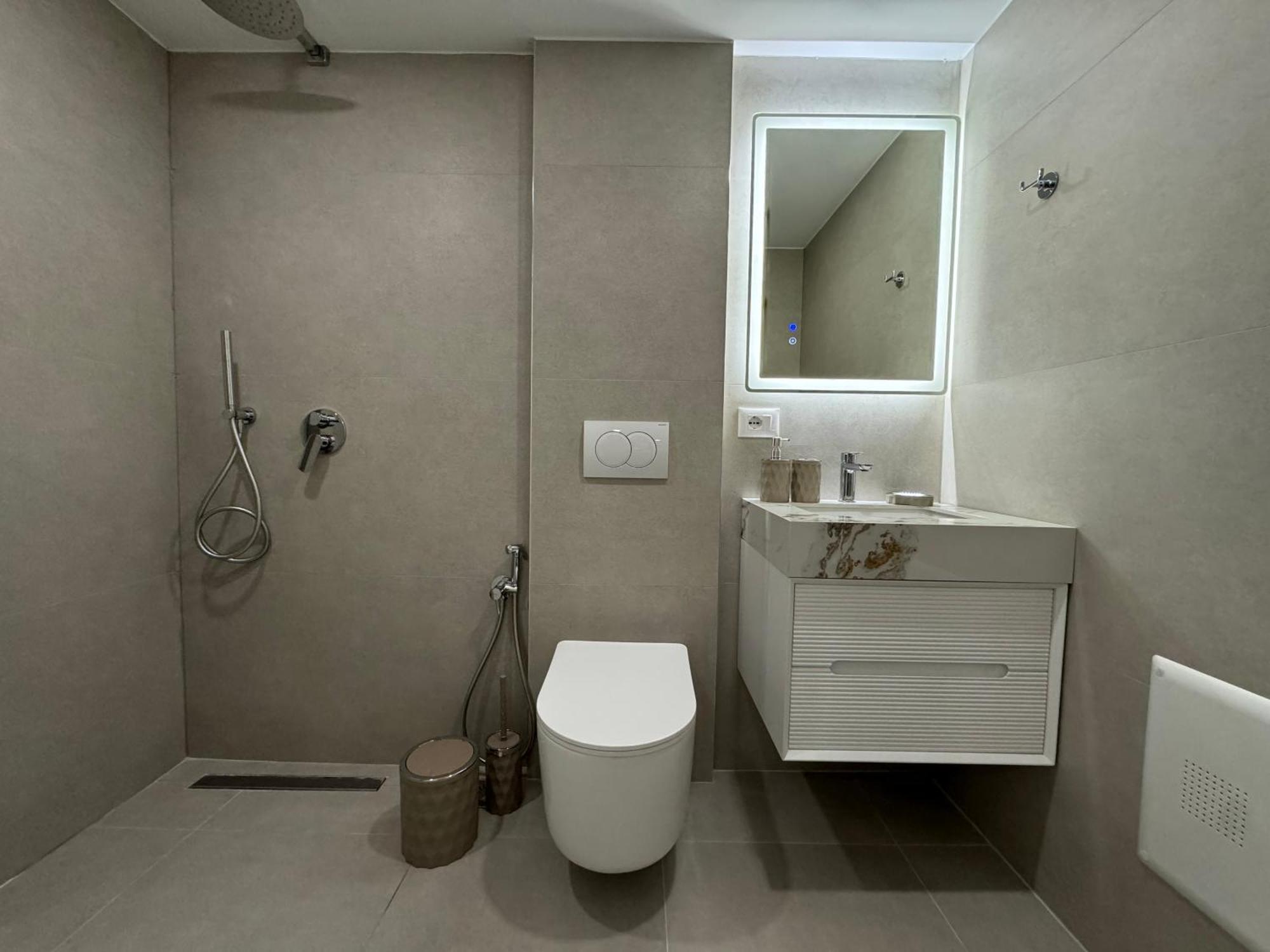 Apartment Essentia Tirana